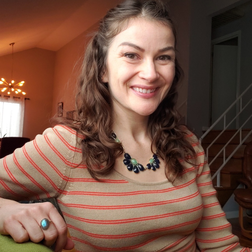 Meet your Posher, Jennifer